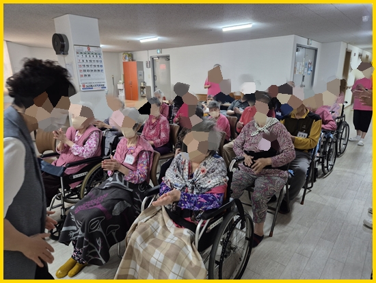 0f404ac79964a95a28619a780bfe9724_1765343726_0529.jpg 0f404ac79964a95a28619a780bfe9724_1765343726_0529.jpg